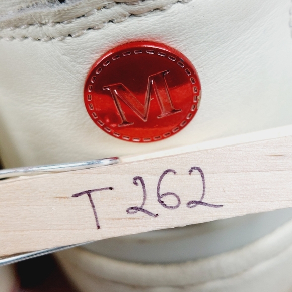 adidas White Red Forum Low Home Alone Lace Up Athleisure Sneakers T262 - Picture 12 of 12